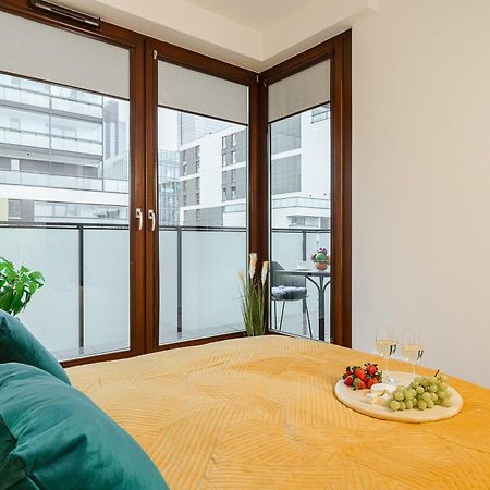 Cozy Family Apartments With Balcony Near Zlote Tarasy وارسو المظهر الخارجي الصورة