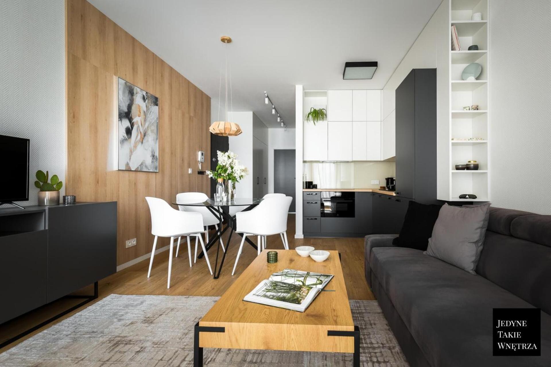 Cozy Family Apartments With Balcony Near Zlote Tarasy وارسو المظهر الخارجي الصورة