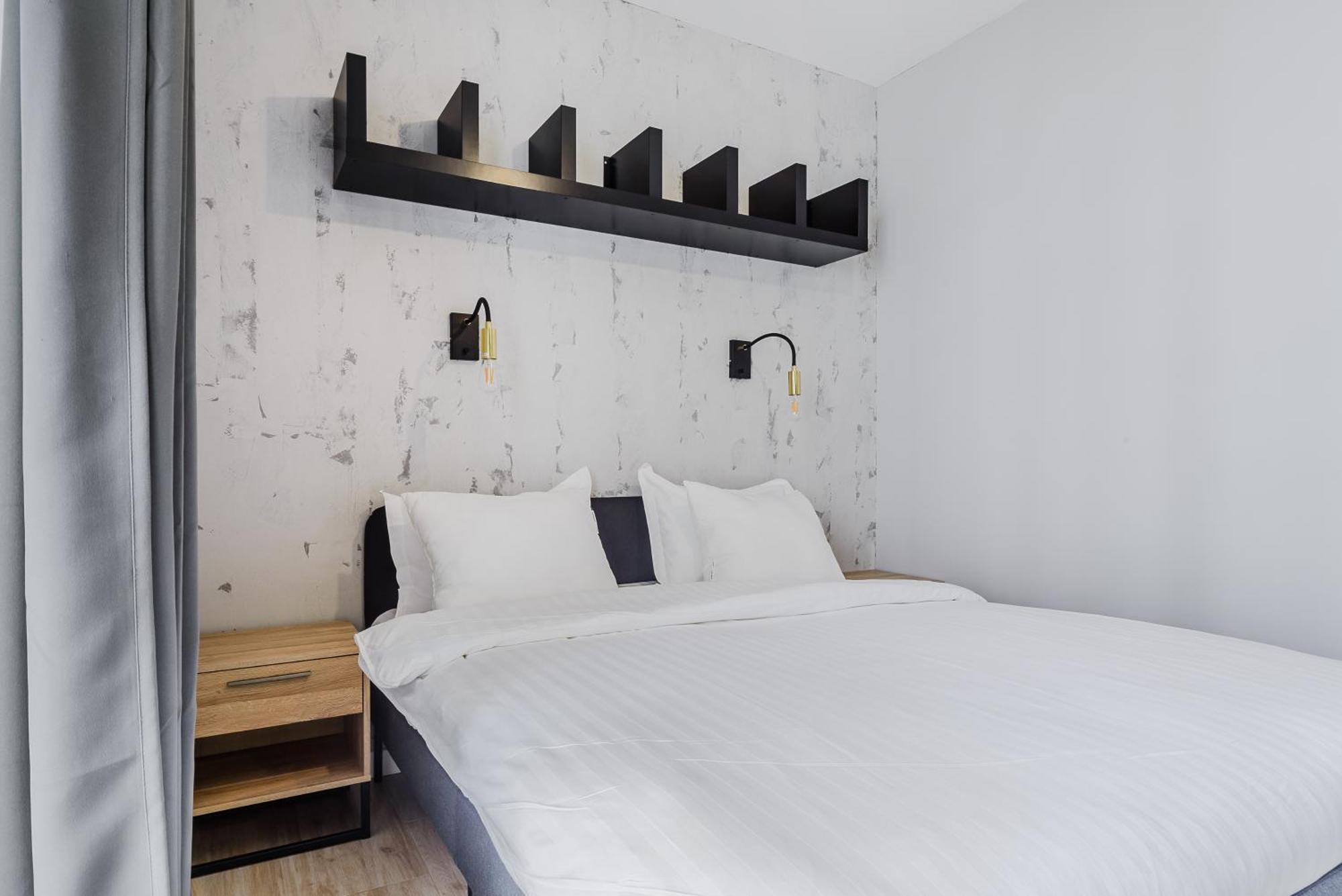 Cozy Family Apartments With Balcony Near Zlote Tarasy وارسو الغرفة الصورة