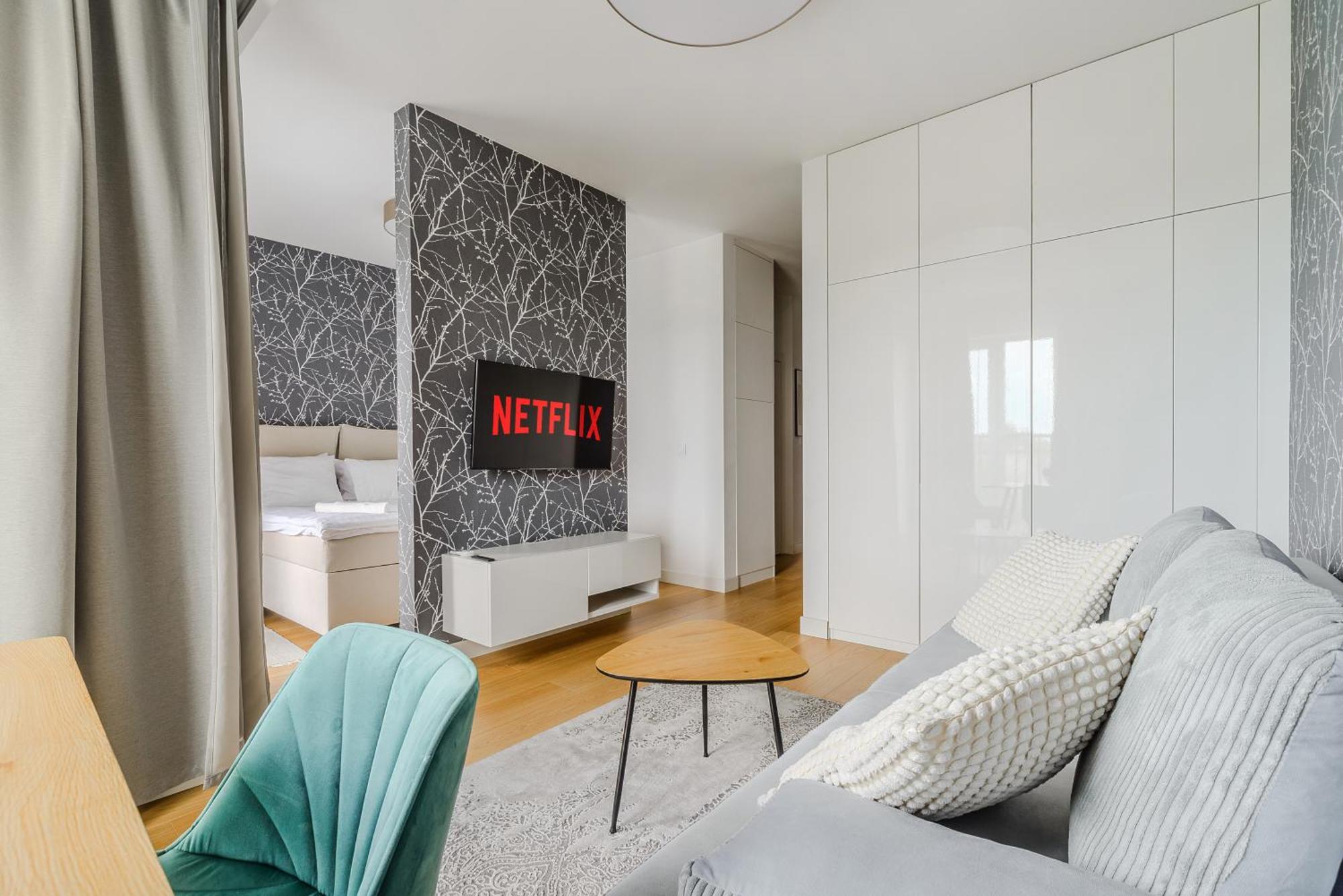 Cozy Family Apartments With Balcony Near Zlote Tarasy وارسو الغرفة الصورة